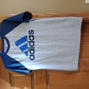 Adidas t shirt